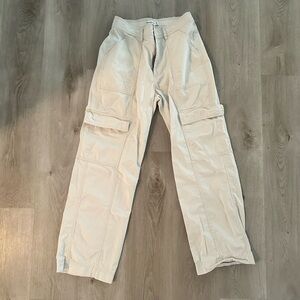Abercrombie & Fitch Y2K, 2000s Women’s Light Cargo Pants.